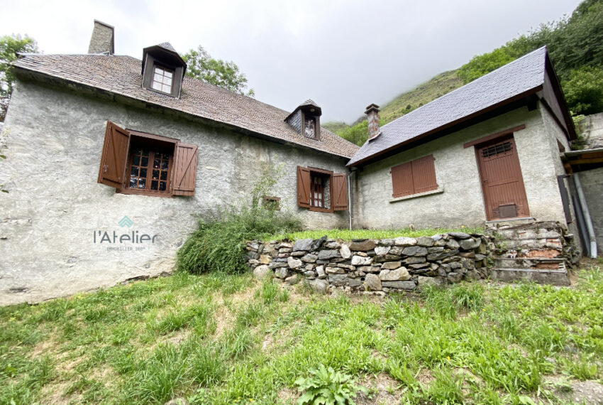 maison-exterieur-pyrenees-vallee-aure-investissement-vacances-familiale