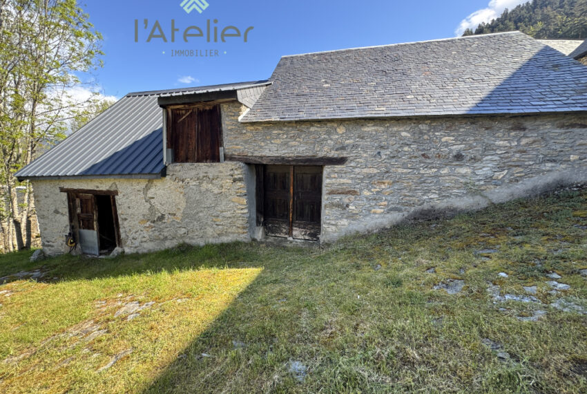grange-camparan-saintlarysoulan-valleedaure-hautespyrenees-montagnes-vue-ski-achat-acheter-investissement-residencesecondaire-latelierimmo.com