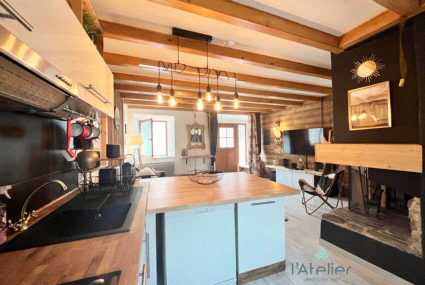 achat-village-authentique-aure-latelierimmo.com