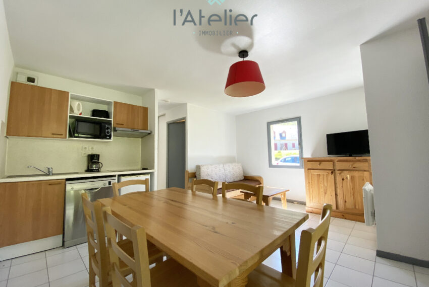 appartement-T2cabine-vue-montagnes-piscine-residence-arreau-valleedaure-saintlarysoulan-achat-acheter-investissement-ski-pistes-loudenvielle-pyrenees-latelierimmo.com-5