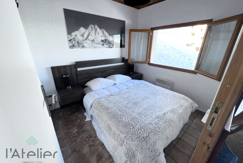 chalet-pladadet-saintlarysoulan-vue-montagnes-pistes-valleedaure-hautespyrenees-investissement-bois-acheter-achat-hiver-latelierimmo.com-13