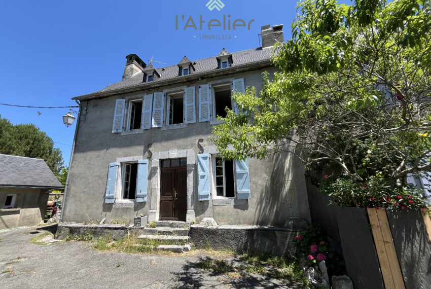 maison-village-heches-saintlarysoulan-investissement-achat-acheter-montagnes-maisonfamiliale-pierres-ardoises-bois-jardin-valleedaure-hautespyrenees-latelierimmo.com-1