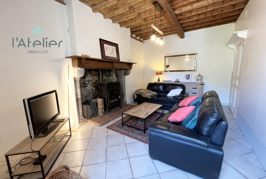 maison-village-heches-saintlarysoulan-investissement-achat-acheter-montagnes-maisonfamiliale-pierres-ardoises-bois-jardin-valleedaure-hautespyrenees-latelierimmo.com-3
