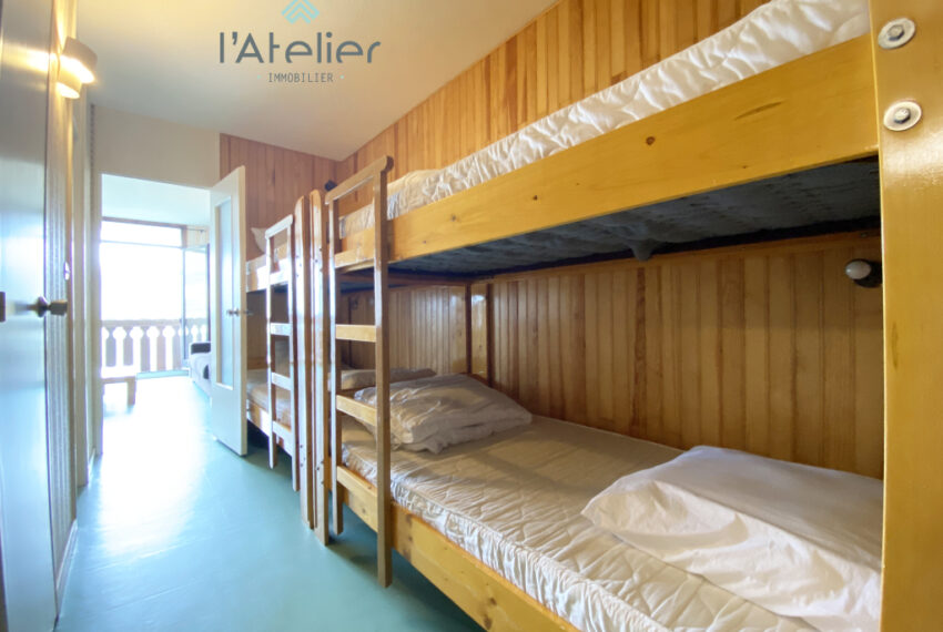 appartement-pladadet-montagnes-vue-skisauxpieds-pistes-valleedaure-hautespyrenees-saintlary-studiocabine-investissement-latelierimmo.com-1
