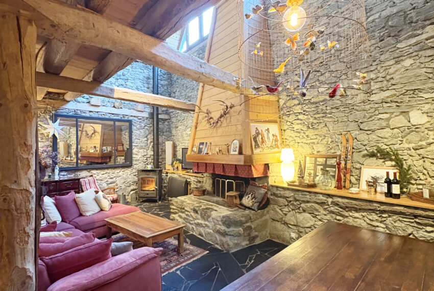 maison-grange-pierres-bois-vue-montagnes-valleedaure-hautespyrenees-cadeac-authentique-ski-nature-achat-acheter- investissement-latelierimmo.com-23