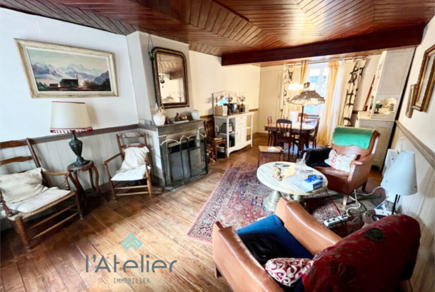 maison-grange-pierres-bois-village-montagnes-acheter-achat-investissement-ski-hautespyrenees-valleedaure-vielleaure-saintlarysoulan-vue-latelierimmo.com-1