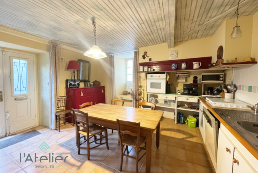 maison-grange-pierres-bois-village-montagnes-acheter-achat-investissement-ski-hautespyrenees-valleedaure-vielleaure-saintlarysoulan-vue-latelierimmo.com-2