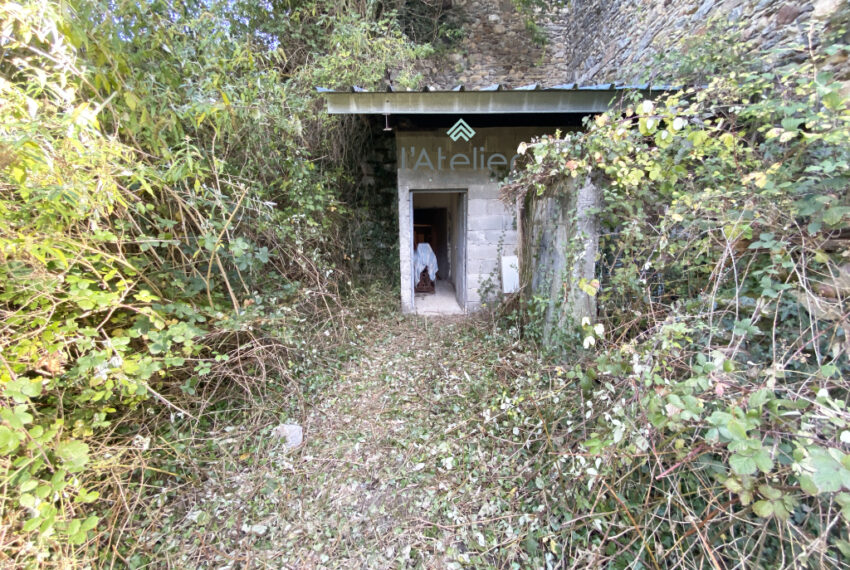 maison-heches-saintlarysoulan-hautespyrenees-valleedaure-ski-montagnes-investissement-renovation-pierres-bois-ardoise-jardin-nature-tradition-authenticite-brut-latelierimmo.com-14