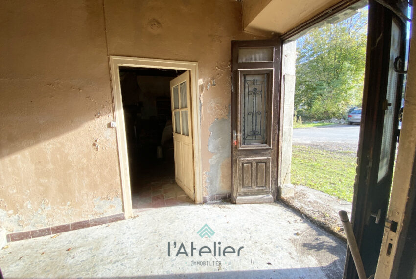 maison-heches-saintlarysoulan-hautespyrenees-valleedaure-ski-montagnes-investissement-renovation-pierres-bois-ardoise-jardin-nature-tradition-authenticite-brut-latelierimmo.com-7