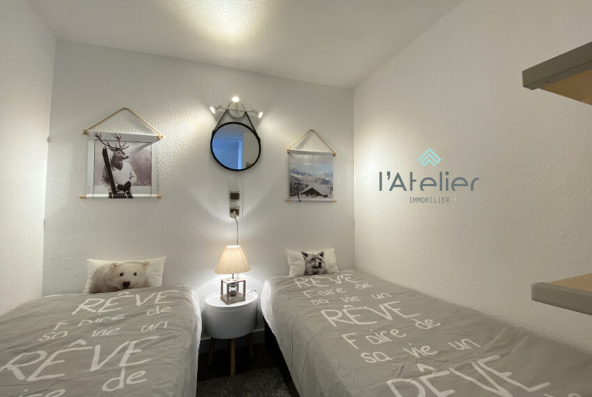 appartement-t2-saintlarysoulan-pics-montagnes-valleedaure-pistes-ski-hautespyrenees-balcon-vue-pyrenees-immobilier-latelierimmo.com-2