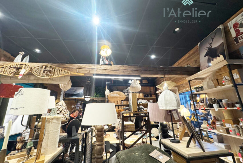 fondsdecommerce-ladndesmontagnes-valleedaure-saintlarysoulan-hautespyrenees-montagnes-lesfermesdesaintlary-magasin-déco-acheteachat-investissement-emplacement-latelierimmo.com-7
