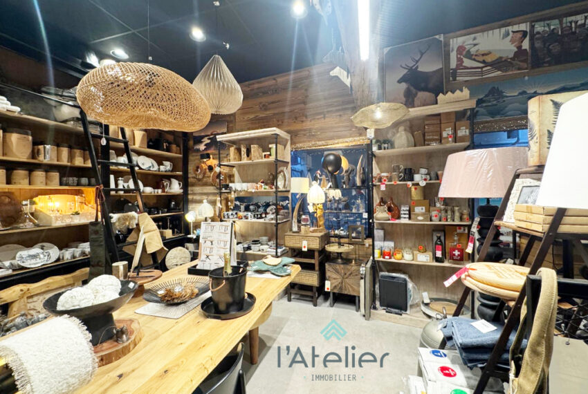 fondsdecommerce-ladndesmontagnes-valleedaure-saintlarysoulan-hautespyrenees-montagnes-lesfermesdesaintlary-magasin-déco-acheteachat-investissement-emplacement-latelierimmo.com
