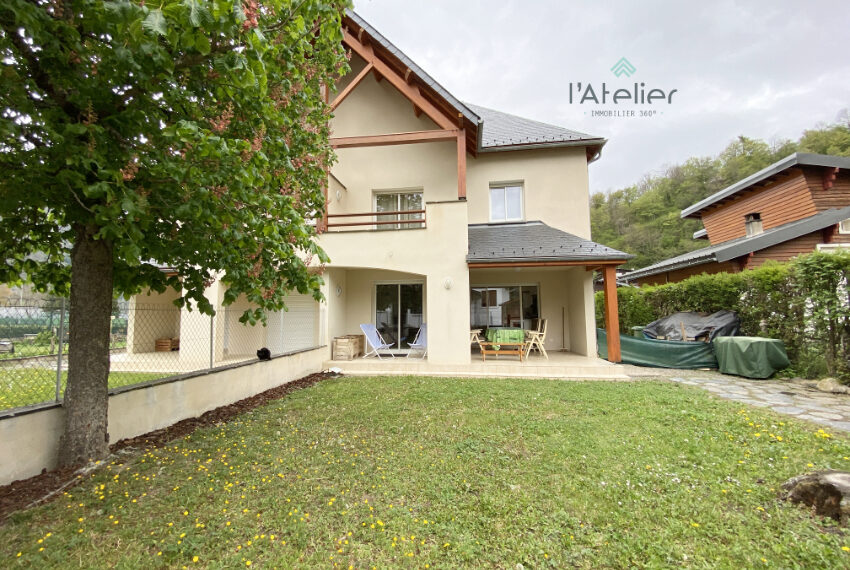 maison-saintlarysoulan-achat-acheter-investissement-pyrenees-valleedaure-ski-montagnes-jardin-vue-latelierimmo.com-22
