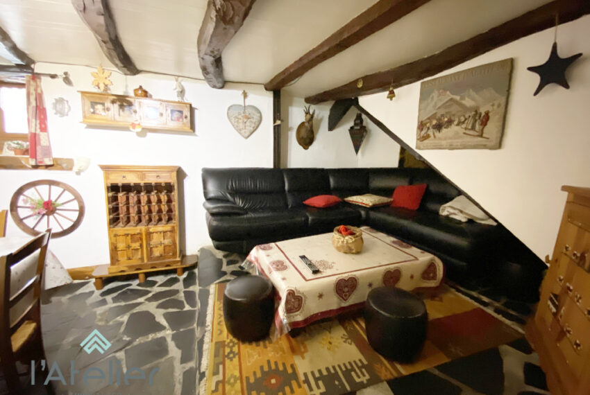 10-maison-village-soulan-saintlarysoulan-valleedaure-hautespyrenees-montagnes-grange-bois-pierres-vue-acheter-achat-investissement-exclusivite-latelierimmo.com