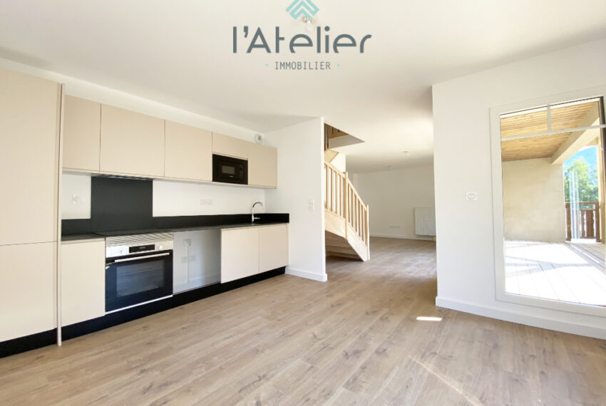 appartement-residence-hautespyrenees-neuf-achat-acheter-investissement-locatif-projet-valleedaure-saintlarysoulan-vue-montagnes-bois-latelierimmo.com-7