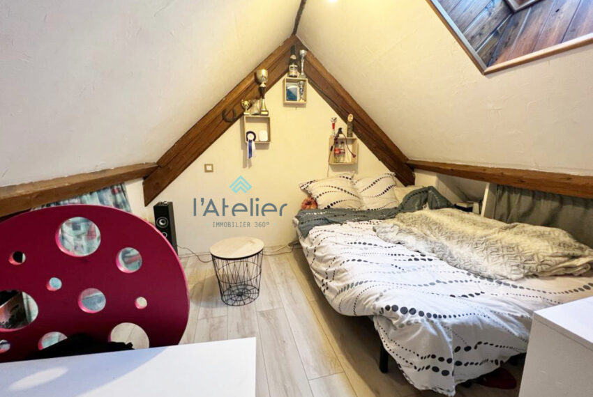 maison-hautespyrenees-t6-guchen-saintlarysoulan-ski-residenceprincipale-investissementlocatif-valleedaure-montagnes-village-secteuraurelouron-marchanddebien-gite-chambredhotes-latelierimmo.com-11