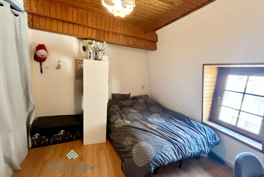 maison-hautespyrenees-t6-guchen-saintlarysoulan-ski-residenceprincipale-investissementlocatif-valleedaure-montagnes-village-secteuraurelouron-marchanddebien-gite-chambredhotes-latelierimmo.com-4