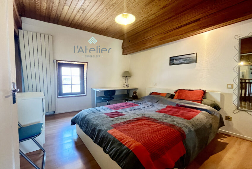 maison-hautespyrenees-t6-guchen-saintlarysoulan-ski-residenceprincipale-investissementlocatif-valleedaure-montagnes-village-secteuraurelouron-marchanddebien-gite-chambredhotes-latelierimmo.com-6