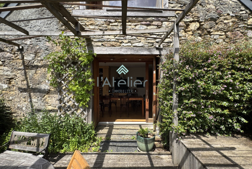 37-propriété-sarrancolin-beyrede-saintlarysoulan-grange-paradis-montagnes-achat-acheter-investissement-bonheur-verdure-fleurs-hautespyrenees-valleedaure-latelierimmo.com