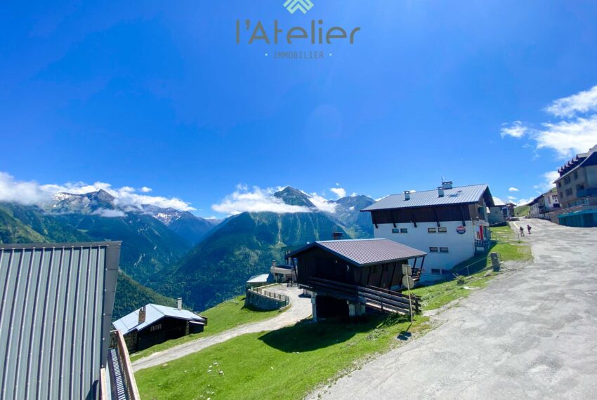 chalet-pladadet-saintlarysoulan-montagnes-vue-ski-pistes-investir-achat-acheter-investissement-vacances-logement-creperie-appartement-neige-location-18